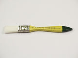 High-quality 1" white nylon flat brush, ideal for large color application and smooth strokes in acrylic and oil painting.
