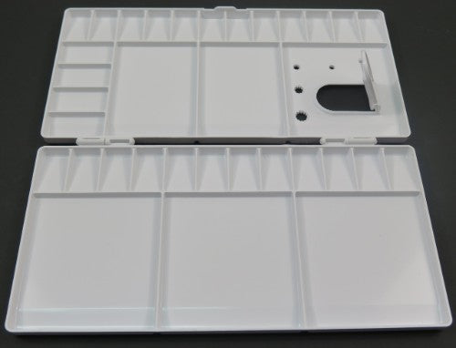 Durable Pe-303 Plastic Palette with multiple wells for mixing paints, ideal for artists and crafters of all levels.