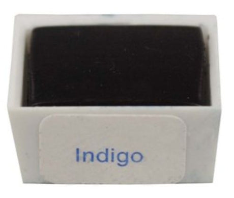 Daler-Rowney Georgian Watercolour Half Pan in Indigo, featuring vibrant pigments for smooth, rich washes and artistic depth.