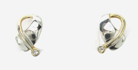 Stylish two-tone earrings crafted from elegant metals, perfect for any occasion and designed for comfort and durability.