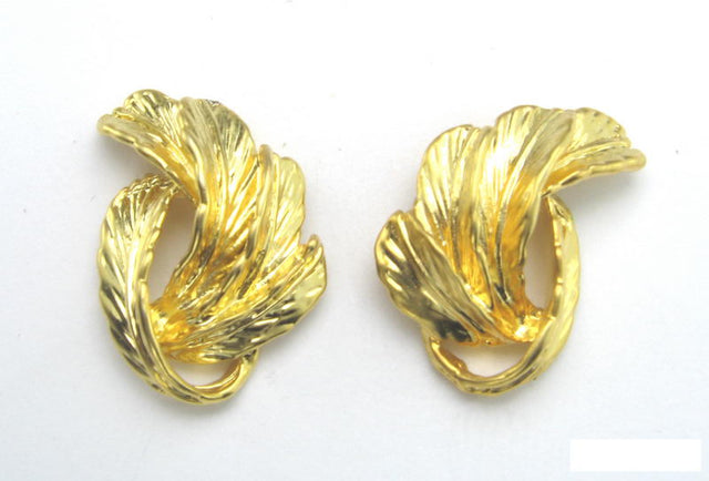 Elegant matt gold earrings designed for versatile wear, perfect for elevating any outfit or occasion.