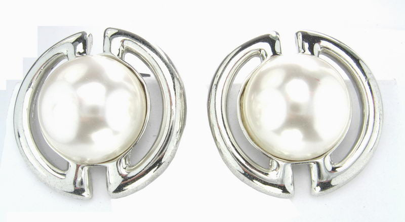 Earrings Pearl. Rd/C Cream Pearlarl