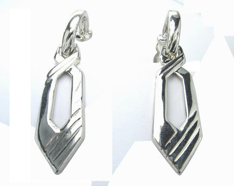 Elegant lightweight Earrings Rd/C featuring a unique design, perfect for any occasion and comfortable for all-day wear.