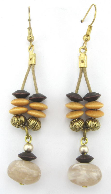 Lightweight wood and plastic earrings in vibrant colors, blending nature-inspired elegance with modern design.