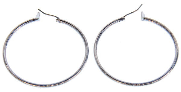 Stylish 45mm round hoop earrings, lightweight and versatile, perfect for any occasion and all-day comfort.