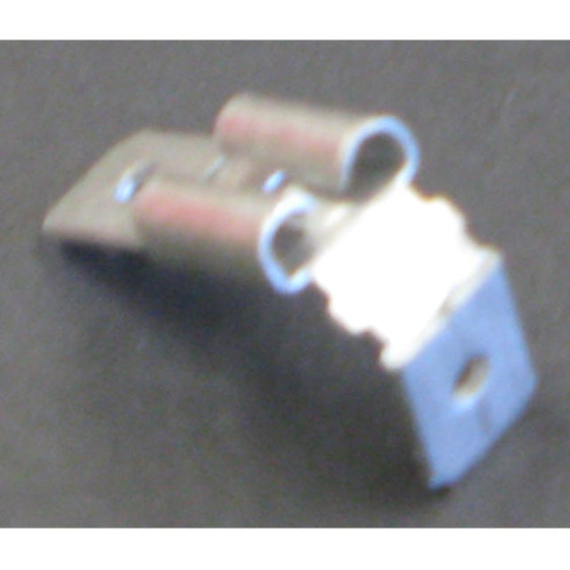 Champion Male Push-On 2-Way Connector 100pk, ideal for secure electrical connections in DIY and professional projects.