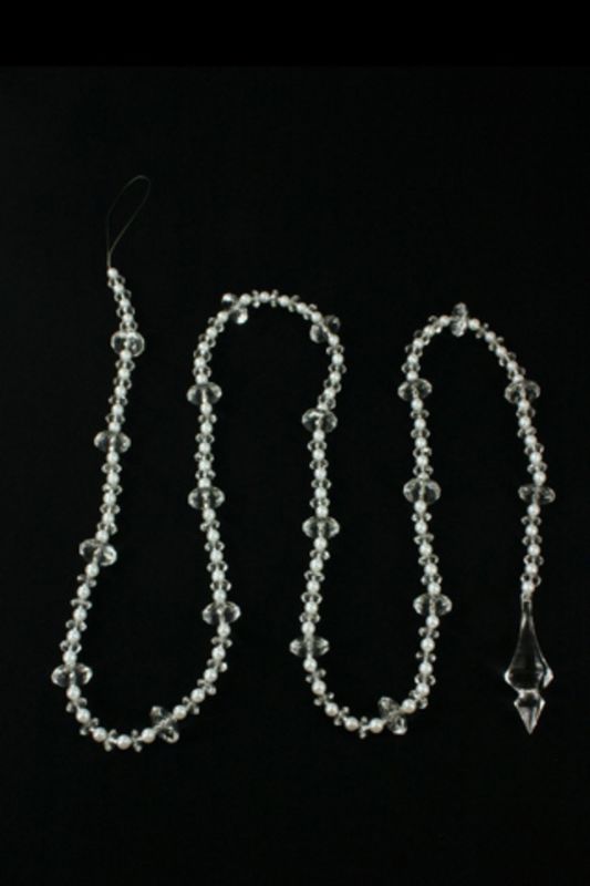 Decorative garland featuring acrylic beads and pearls, 1.7m long, ideal for elegant home decor and event settings.