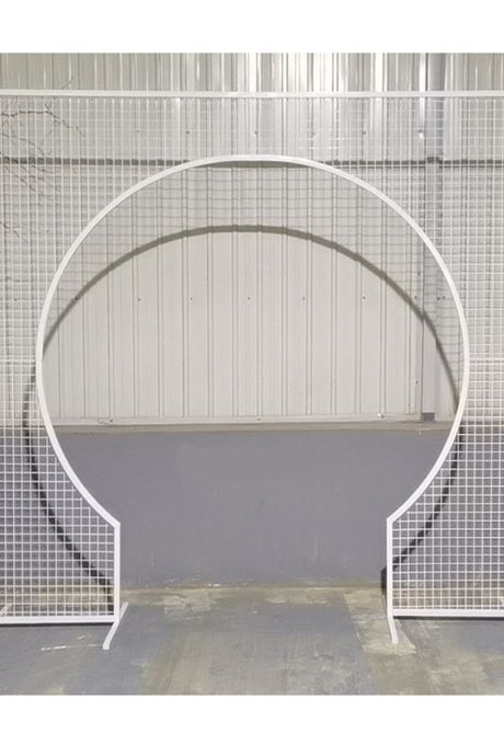 Elegant white round cut-out frame backdrop for stunning event photography, measuring 240cm by 240cm, perfect for any celebration.