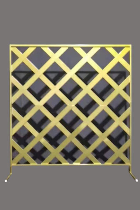 Elegant gold modern lattice frame backdrop, 150cm x 150cm, crafted from durable steel for stylish events and photo opportunities.