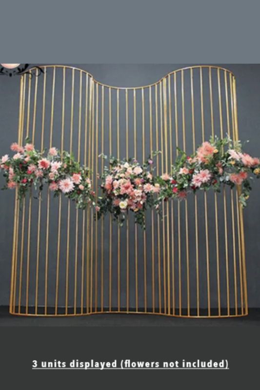 Elegant gold retro curve frame backdrop, 70cm wide by 220cm tall, perfect for weddings, parties, and photoshoots.