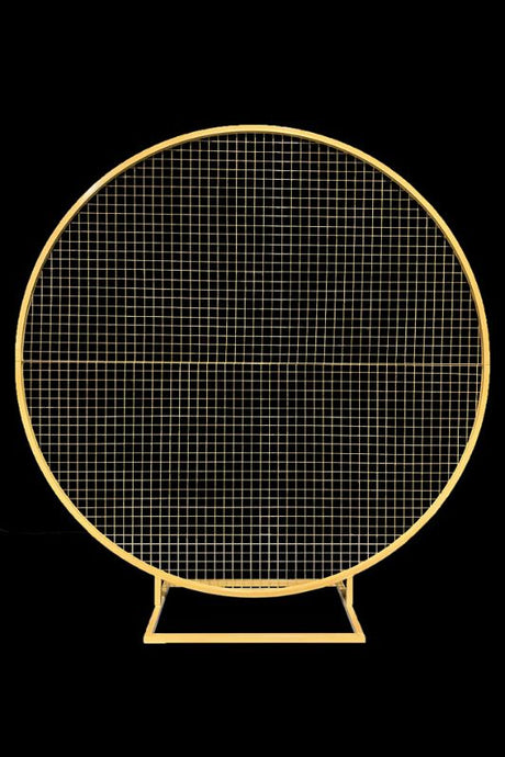 Round wedding flower mesh frame in gold, ideal for stunning backdrops with space for florals and signage, 190cm diameter.