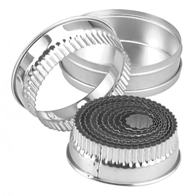 Chef Inox 11-piece stainless steel crinkle cutter set for creating beautifully edged cookies and sandwiches.