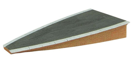 Hornby Train Platform Ramps x2, resin, hand-decorated, 130x68x19mm, perfect for enhancing model train stations.