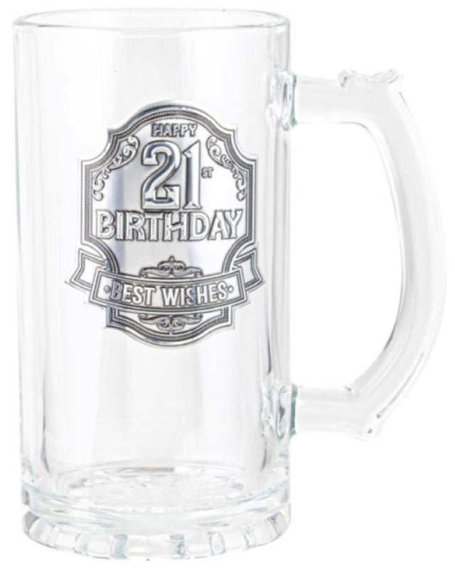 Engravable 490ml pewter tankard with elegant badge, perfect for personalizing celebrations and memorable gifts.