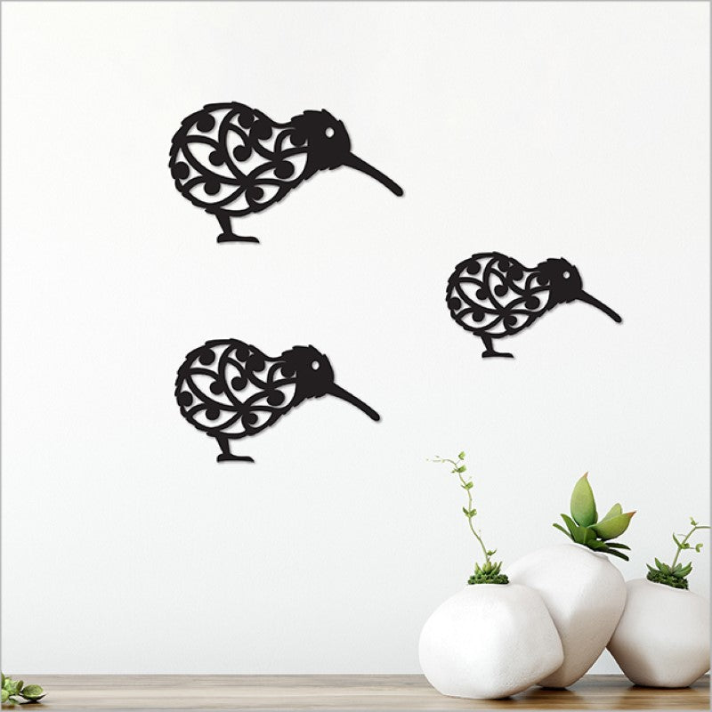 Acrylic wall art set featuring black Kiwi shapes, celebrating Kiwiana culture, ideal for modern and traditional decor.