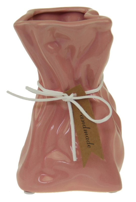 Set of 2 pink 18cm ceramic vases, perfect for floral arrangements and elegant home decor.