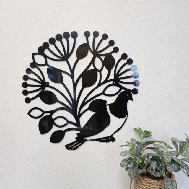 Stunning black wall art featuring a Kereru in a circular design, perfect for indoor or outdoor Kiwiana decor.