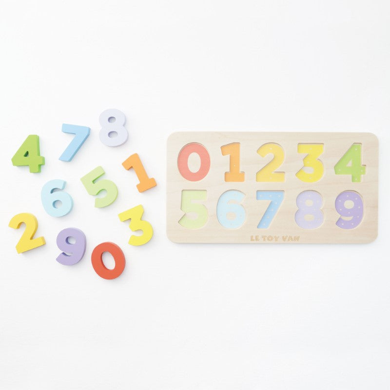 Figures Counting Puzzle - Le Toy Van