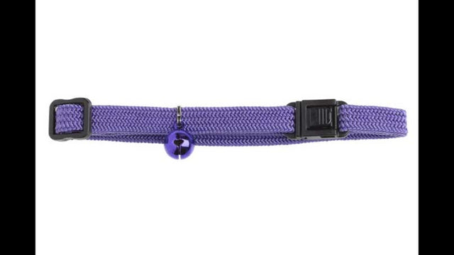 Elastic purple cat safety collar with adjustable length, features bell for bird protection and quick escape design.