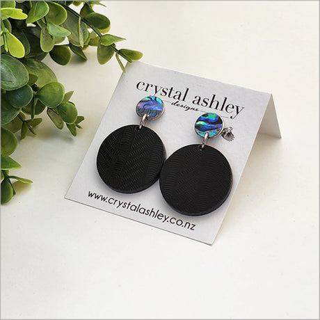 Lightweight drop dangle earrings featuring unique Paua shells and black Wharare, perfect for any occasion.