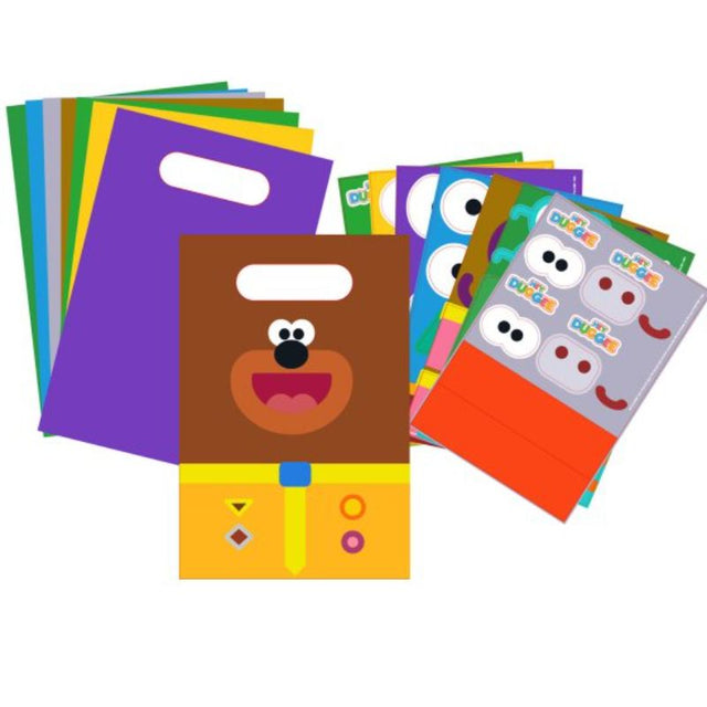 Set of 8 vibrant Hey Duggee customizable paper loot bags for children's parties, featuring eco-friendly materials and beloved characters.