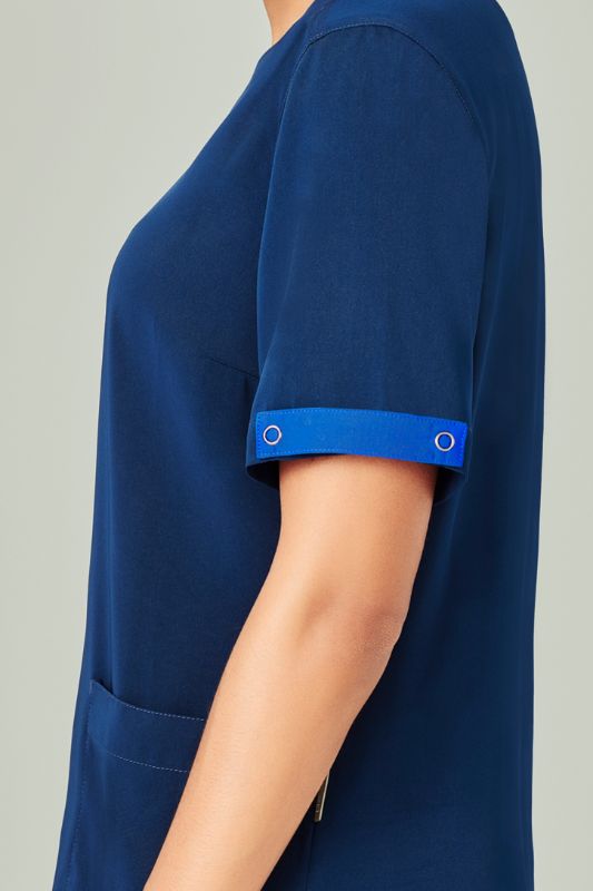 Electric Blue Avery Scrub Identifiers fit securely on scrub tops, enhancing organization and professionalism in healthcare settings.