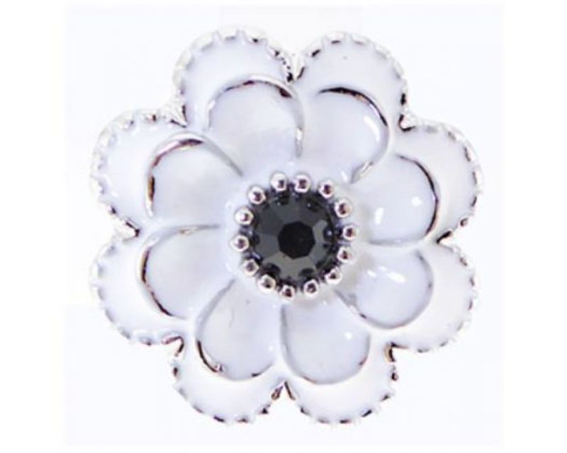 Elegant double white flower with abundant petals, perfect for gardens and floral arrangements, symbolizing peace and purity.