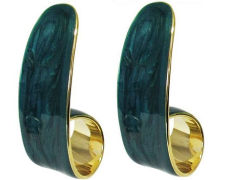 Elegant seagreen Jax Curve Drop earrings, 4 cm long, featuring a sleek curve design, perfect for day or night outfits.