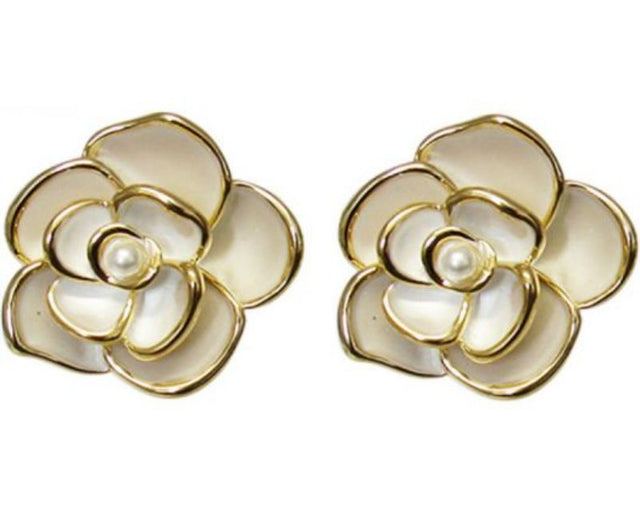 Jax Rose Earrings in cream with faux pearl, featuring an elegant rose design, ideal for any occasion.