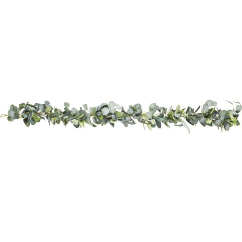 Lush 1.9m artificial foliage garland for versatile, hassle-free home and event decoration, creating inviting atmospheres.