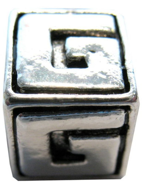 Square metal 'G' letter beads in a pack of 4, perfect for personalized jewelry and DIY crafting projects.