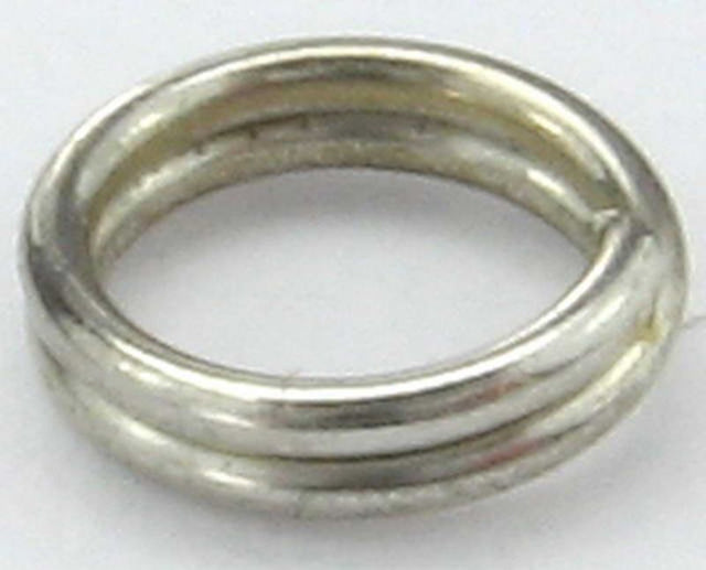 Set of 2 chrome 5mm split rings, 850 pieces, ideal for durable jewelry making and crafting projects.