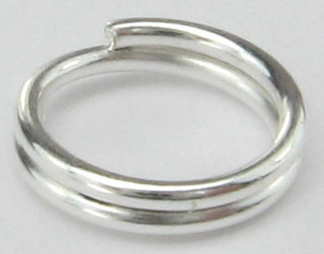 Set of 2 silver 6mm split rings, 700pcs for jewelry making and crafting, durable and tarnish-resistant.
