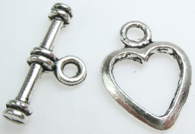Heart shape connectors set of 5, perfect for enhancing DIY jewelry projects with a romantic touch.