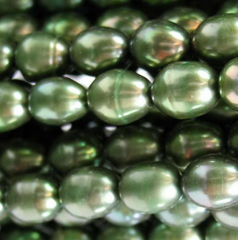 Set of 4 elegant green pearl beads, 5.6x4.8mm, perfect for jewelry making and crafts, each strand 40cm long.