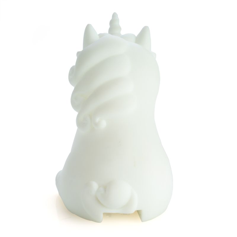 Whimsical 16cm unicorn LED touch lamp in soft silicone, featuring 6 brightness levels and rechargeable battery for enchanting ambiance.