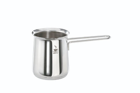 Stainless steel frothing jug with double floor and ergonomic spout for perfect froth and easy pouring, suitable for all stove types.