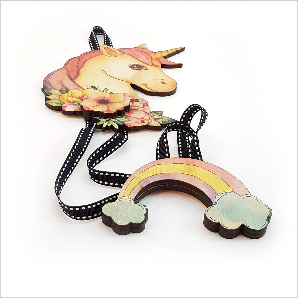 Unicorn hairclip organizer made from eco-friendly pine veneer, perfect for keeping clips tidy and adding whimsical decor.