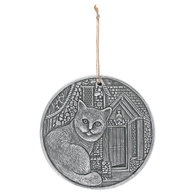 Circular silver-effect terracotta plaque by Lisa Parker, elegantly designed for wall display, measures 20 cm by 20 cm.