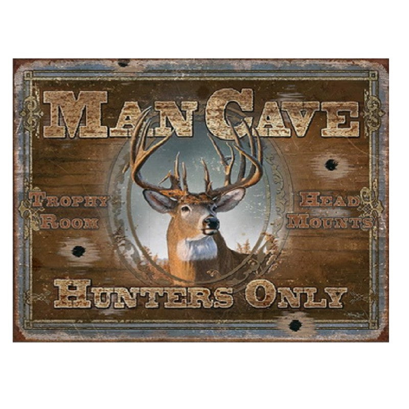 Metal wall art for man caves, featuring a rustic hunting design, measuring 20x30 cm, ideal for outdoor enthusiasts.