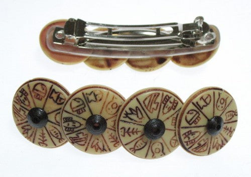 Stylish 95x30mm plastic hair clip, durable and versatile for all hair types, perfect for everyday and special occasions.