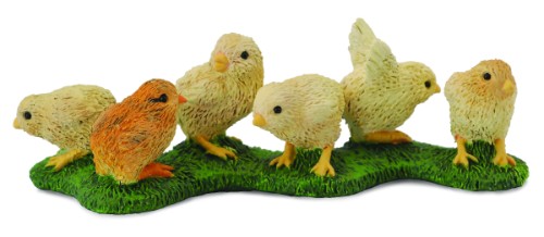 Small Collecta chicks figurine, 6.5cm, showcasing vibrant colors and lifelike features, perfect for collectors and decor.