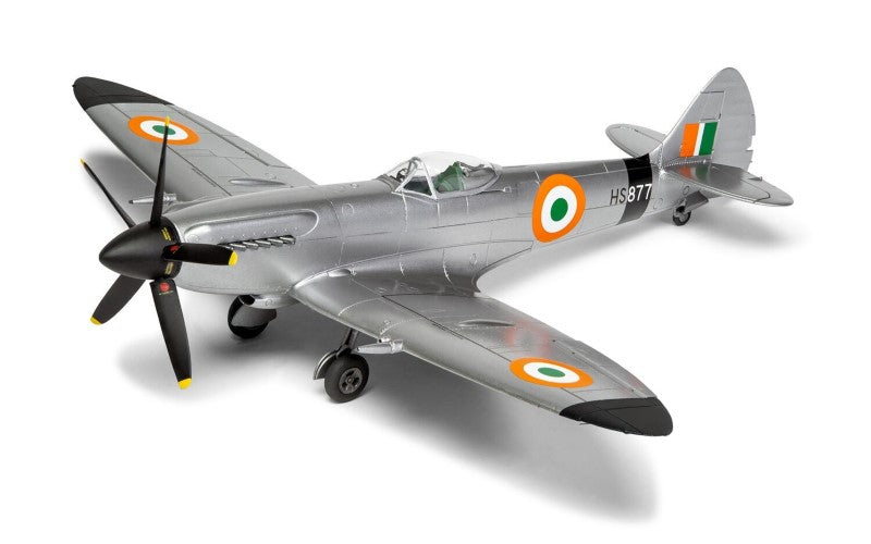 Detailed scale model of the Supermarine Spitfire F Mk.XVIII, showcasing WWII aircraft engineering and advanced features.