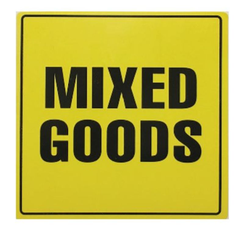 Bright yellow and black handling labels, 99mm x 99mm, for safe shipping of mixed and fragile goods, 500 labels per roll.