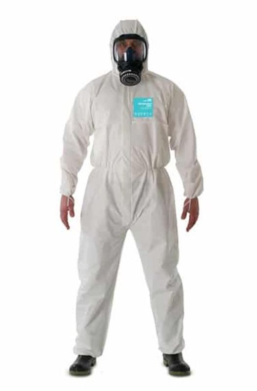 Breathable white SMS coveralls, XL size, providing Type 5/6 protection against particulates and splashes, pack of 12.