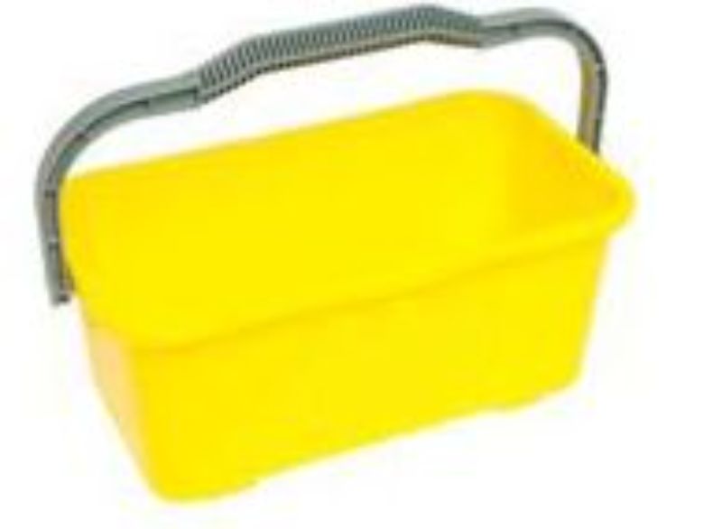 Yellow 12L window cleaning bucket with easy-grip handle, designed for efficient cleaning with mop pads and squeegees.