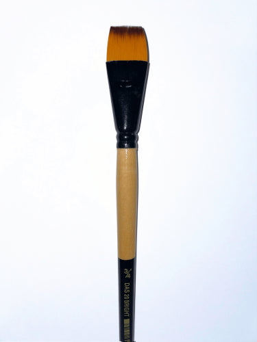 Artist Brush - Das 20b Synthetic Bright 3/4" with golden nylon bristles for precise control in various painting techniques.