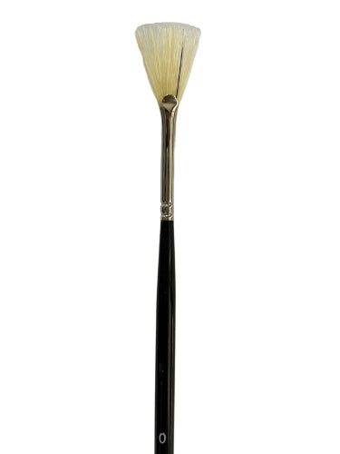 Ultra-soft Squirrel S646 No.0 brush, perfect for detail work in watercolor, acrylic, and oil painting.