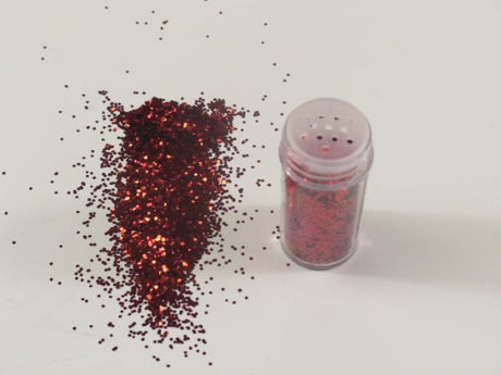 Vibrant red Das Glitter 1kg, perfect for crafts, artwork, and DIY projects with fine texture for even shimmer.