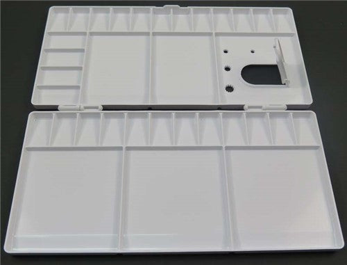 Pe-303 Plastic Palette featuring a lightweight design, multiple mixing wells, and a smooth surface for effortless paint blending.